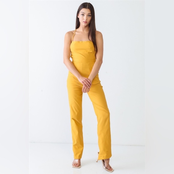 NWT-Stretch Fabric Sleeveless Crisscrossed Back Jumpsuit - Picture 11 of 13